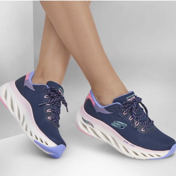 NWT Women's Skechers Arch Fit Glide Step Highlighter Sz. 10 Multicolor Black - Picture 6 of 8